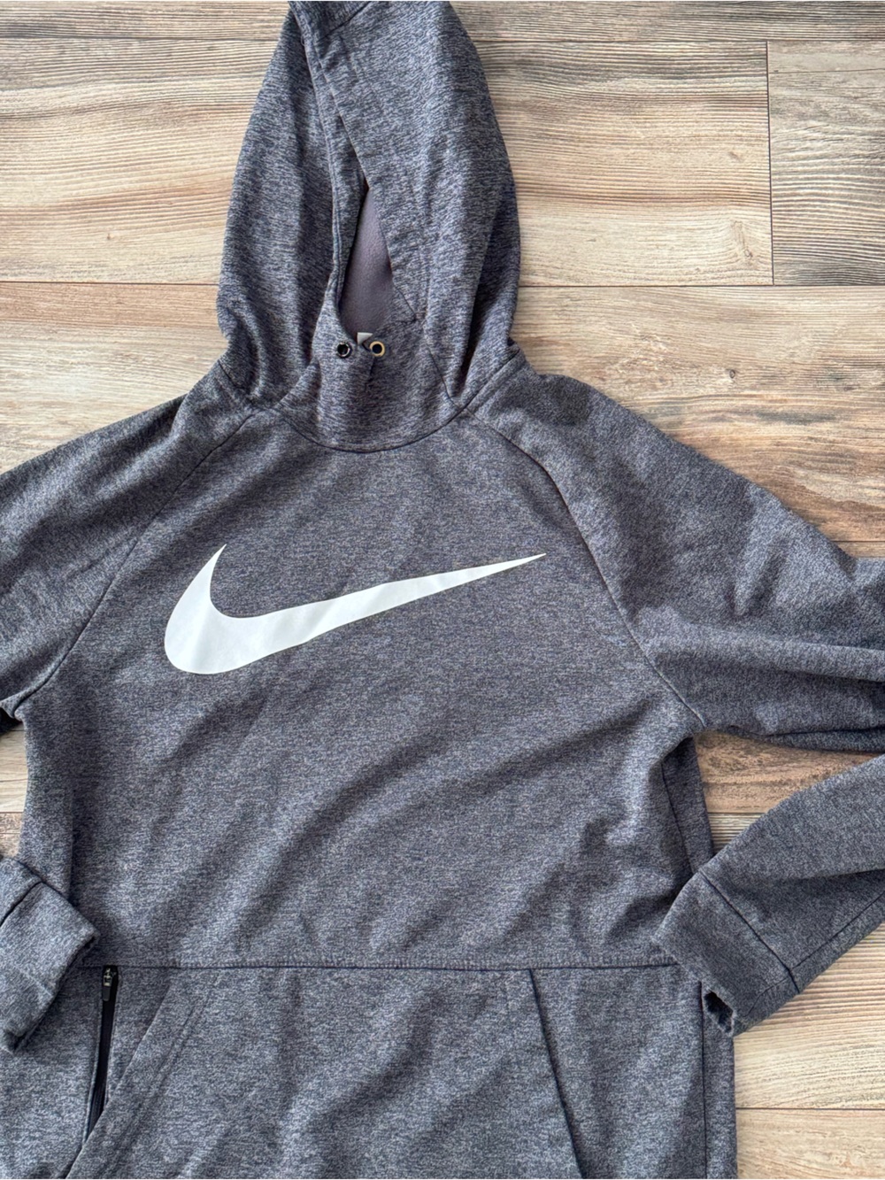 Nike Therma-FIT lightweight gray hoodie with a large white Swoosh logo Small